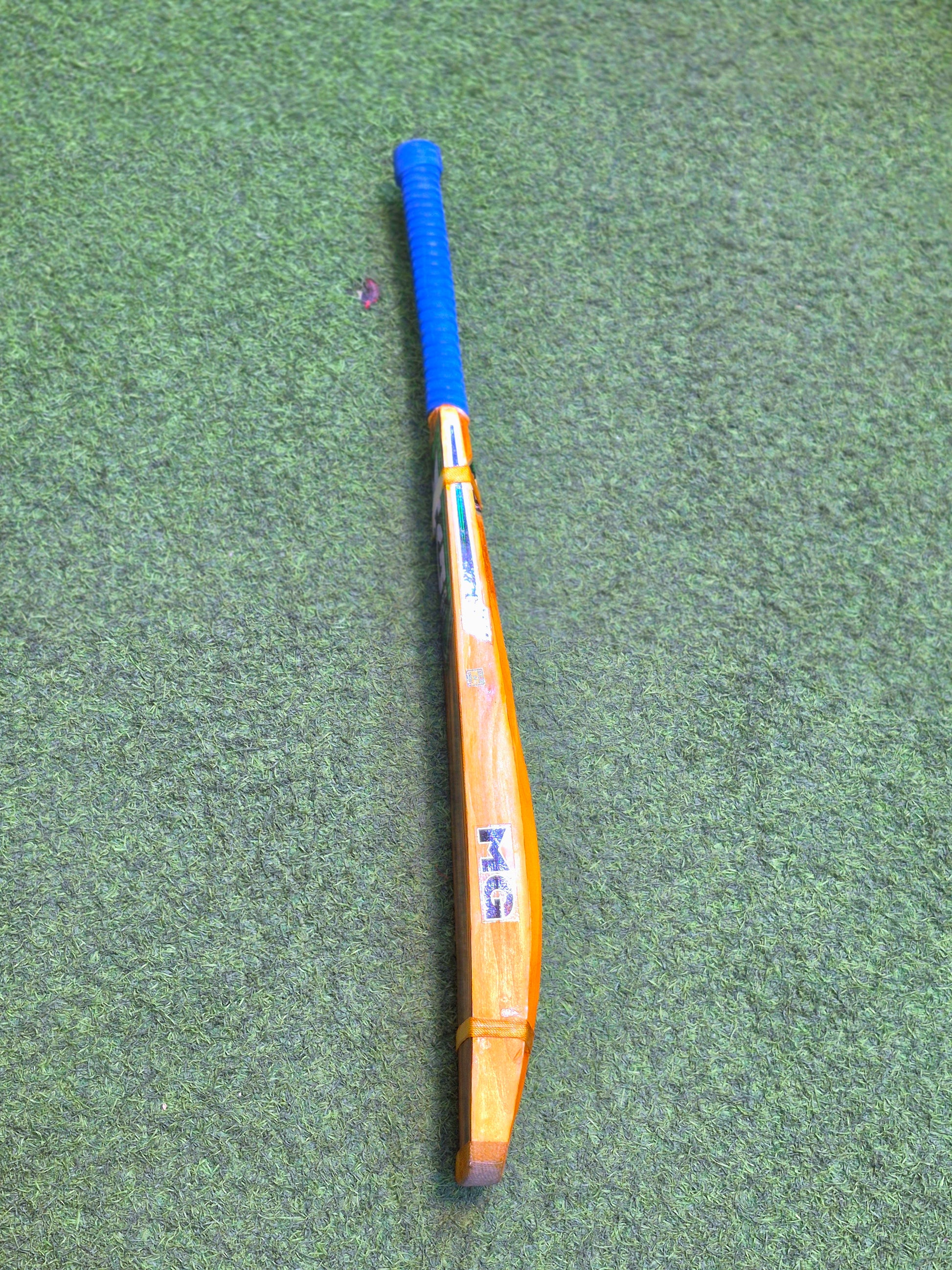 MJ Hard Tennis Cricket Bat – Pro Player Edition